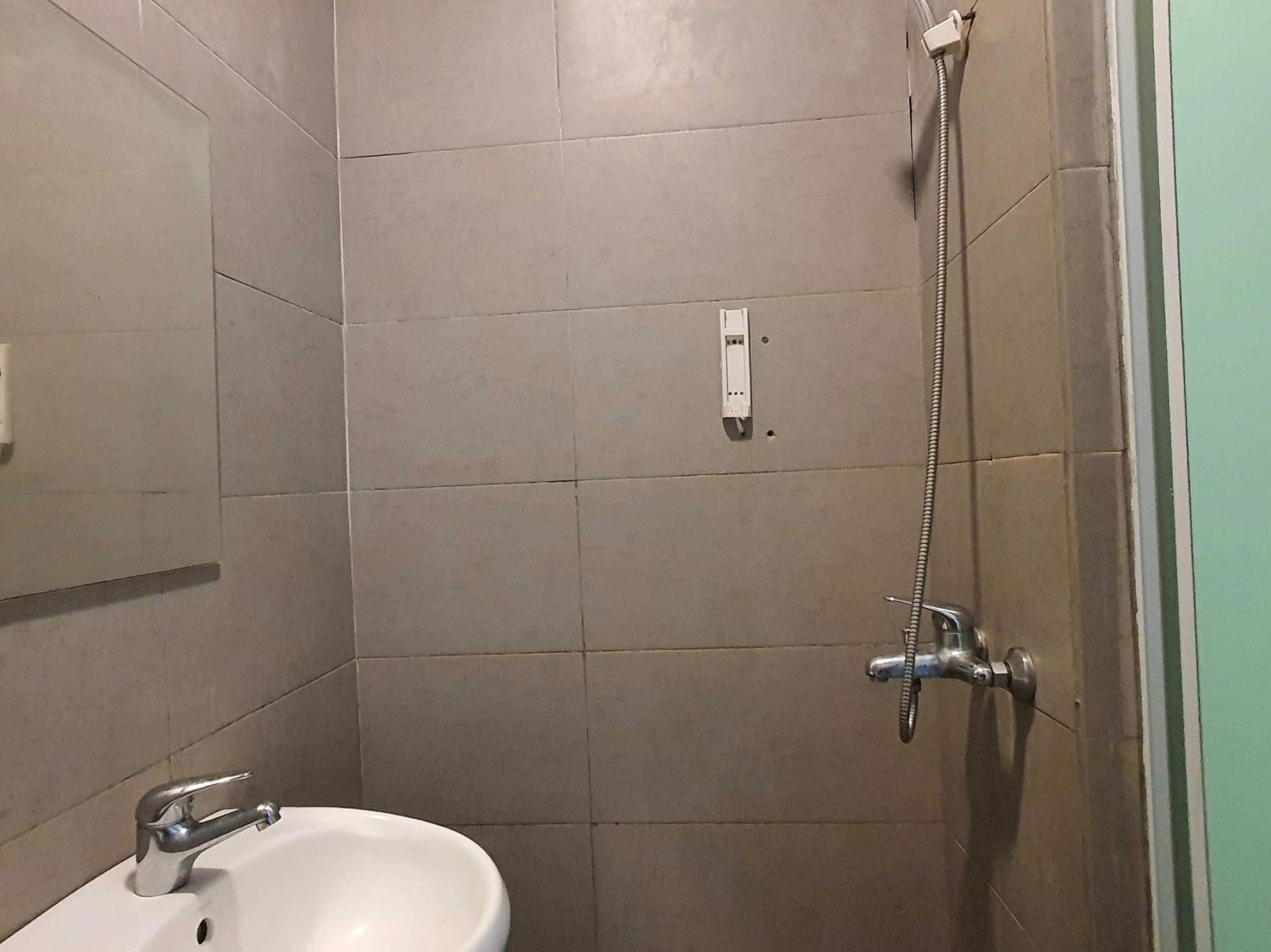 Oyo 91053 Signature Inn Miri Esterno foto